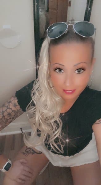 hotpink_82