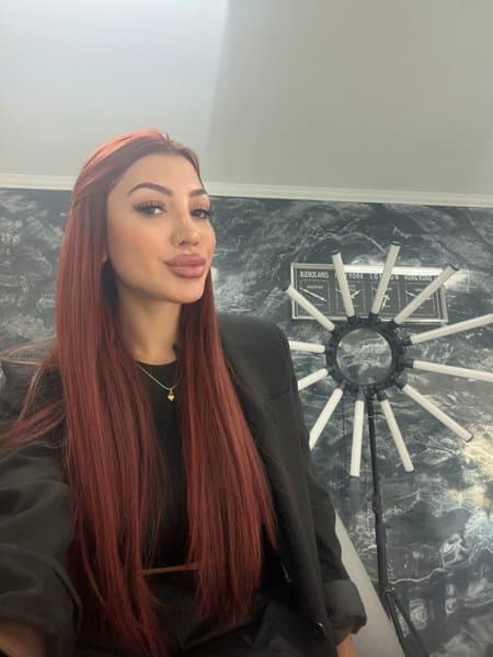 angelinaredhead