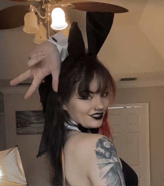 skylaraynesgray