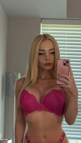 kylie_kayy