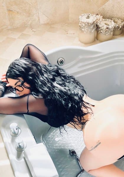 vanessabazanonly