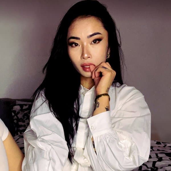 asianiina