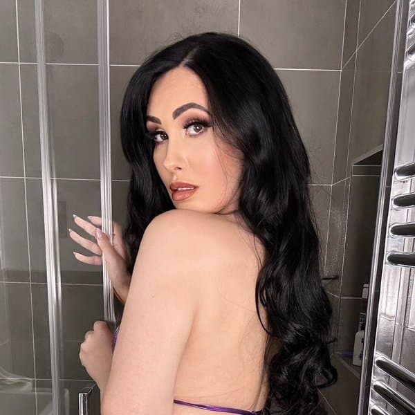 beckyxdee