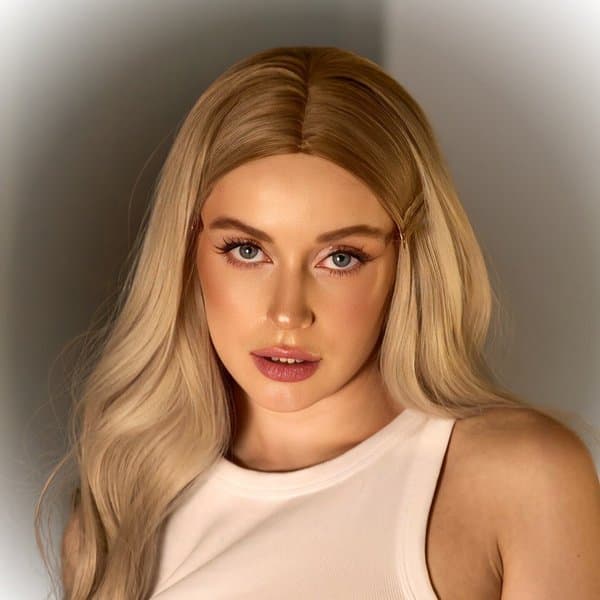 lovely_chloee