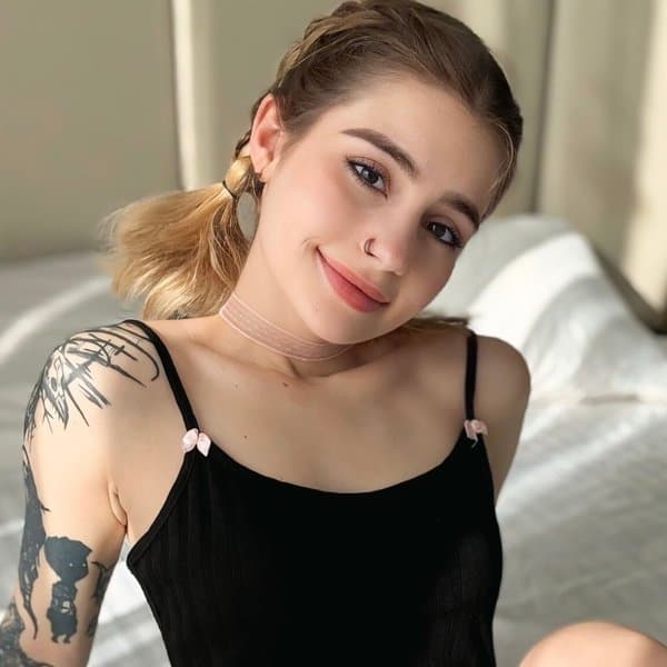 sly_karina